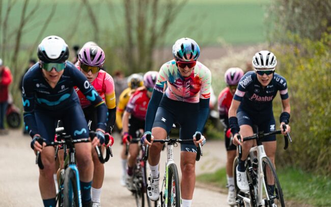 KASIA SPRINTS TO 5TH AT AMSTEL GOLD :WMNCYCLING